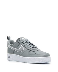 Baskets basses en cuir grises Nike