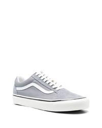 Baskets basses en cuir grises Vans