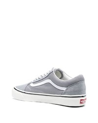 Baskets basses en cuir grises Vans