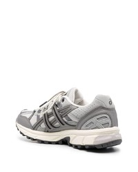 Baskets basses en cuir grises Asics