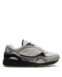 Baskets basses en cuir grises Saucony