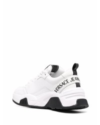 Baskets basses en cuir imprimées blanches et noires VERSACE JEANS COUTURE