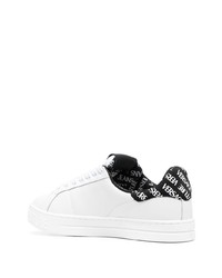 Baskets basses en cuir imprimées blanches et noires VERSACE JEANS COUTURE