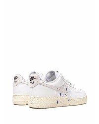 Baskets basses en cuir imprimées blanches Nike