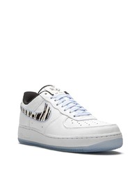 Baskets basses en cuir imprimées blanches Nike