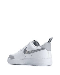 Baskets basses en cuir imprimées blanches Nike