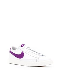 Baskets basses en cuir imprimées blanches Nike