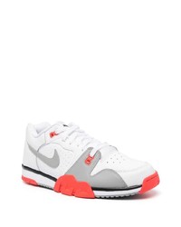 Baskets basses en cuir imprimées blanches Nike