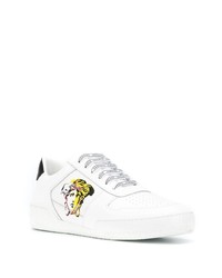 Baskets basses en cuir imprimées blanches Versace