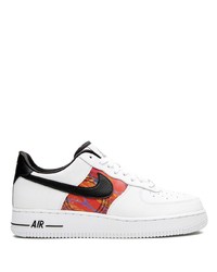 Baskets basses en cuir imprimées blanches Nike