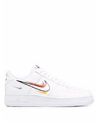 Baskets basses en cuir imprimées blanches Nike