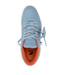 Baskets basses en cuir imprimées bleu clair Off-White