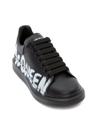 Baskets basses en cuir imprimées noires et blanches Alexander McQueen