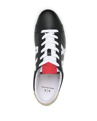 Baskets basses en cuir imprimées noires et blanches Armani Exchange