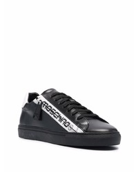 Baskets basses en cuir imprimées noires et blanches Moschino