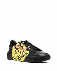 Baskets basses en cuir imprimées noires Versace