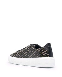 Baskets basses en cuir imprimées noires Versace