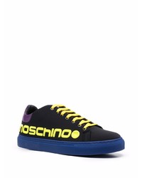 Baskets basses en cuir imprimées noires Moschino