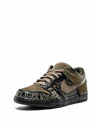 Baskets basses en cuir imprimées noires Nike