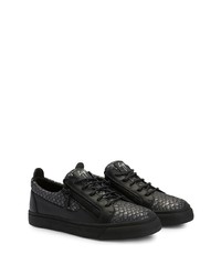 Baskets basses en cuir imprimées serpent noires Giuseppe Zanotti