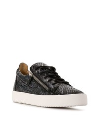 Baskets basses en cuir imprimées serpent noires Giuseppe Zanotti