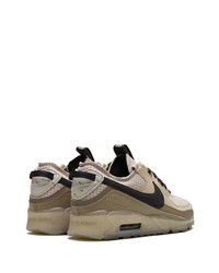 Baskets basses en cuir marron clair Nike