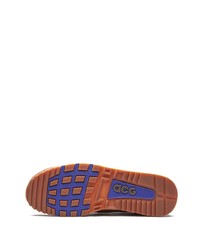 Baskets basses en cuir marron Nike