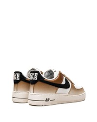 Baskets basses en cuir marron Nike