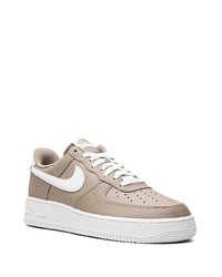 Baskets basses en cuir marron Nike