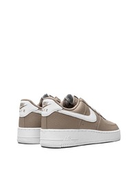 Baskets basses en cuir marron Nike