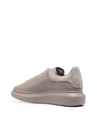 Baskets basses en cuir marron Alexander McQueen