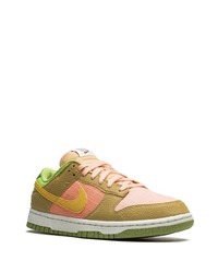 Baskets basses en cuir multicolores Nike