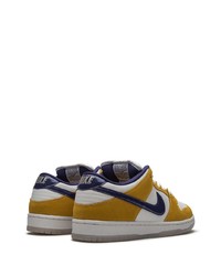 Baskets basses en cuir multicolores Nike