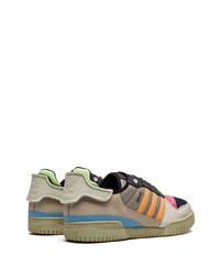 Baskets basses en cuir multicolores adidas