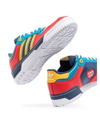 Baskets basses en cuir multicolores adidas