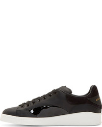 Baskets basses en cuir noires et blanches Alexander McQueen