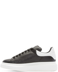 Baskets basses en cuir noires et blanches Alexander McQueen