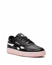 Baskets basses en cuir noires et blanches Reebok