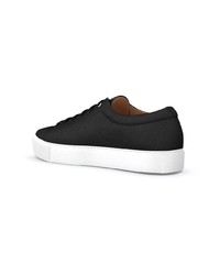 Baskets basses en cuir noires et blanches Swear