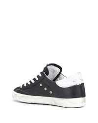 Baskets basses en cuir noires et blanches Philippe Model Paris