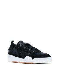 Baskets basses en cuir noires adidas