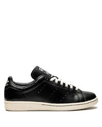 Baskets basses en cuir noires adidas