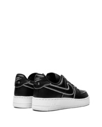 Baskets basses en cuir noires Nike