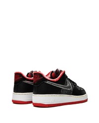 Baskets basses en cuir noires Nike