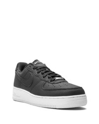 Baskets basses en cuir noires Nike