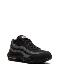 Baskets basses en cuir noires Nike