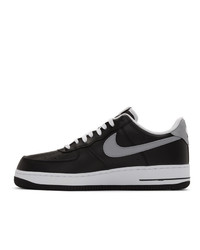 Baskets basses en cuir noires Nike