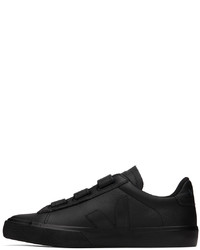 Baskets basses en cuir noires Veja