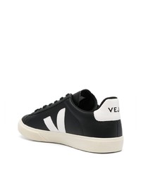 Baskets basses en cuir noires Veja