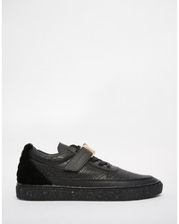 Baskets basses en cuir noires